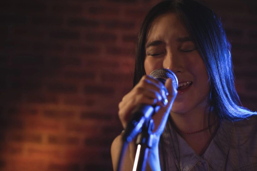 25 easy songs for karaoke night