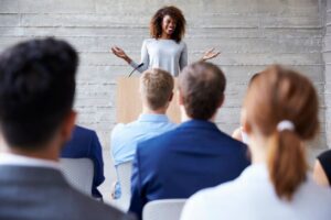 Online voice coach for public speaking